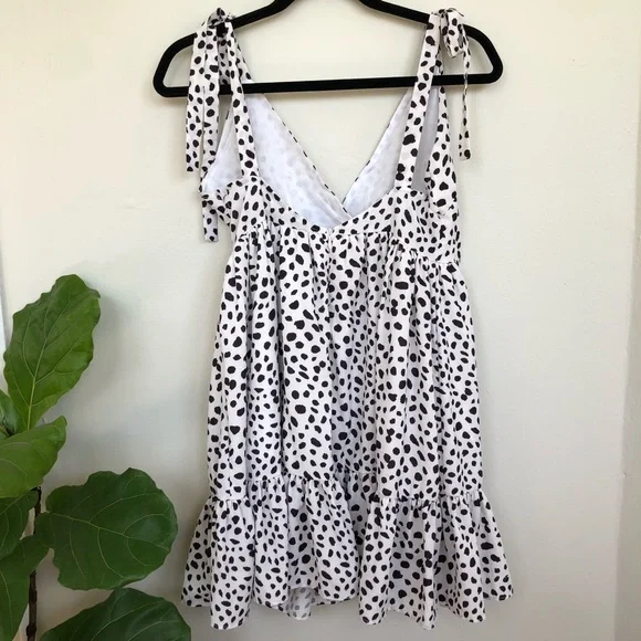 💥HOST PICK💥 Zara Polka Dot Shoulder Tie Ruffle Mini Dress - Picture 5 of 11
